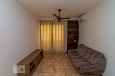 Sala de apartamento para alugar com 1 quarto, 53m² em Centro, Florianópolis