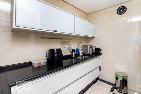 Sala e Cozinha de casa à venda com 3 quartos, 226m² em Parque Vitoria, São Paulo