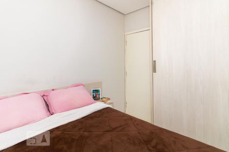 Suíte 1 de casa à venda com 3 quartos, 226m² em Parque Vitoria, São Paulo