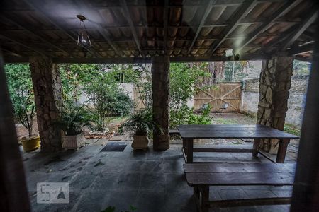 Vista da Sala de apartamento para alugar com 4 quartos, 250m² em Itaipu, Niterói