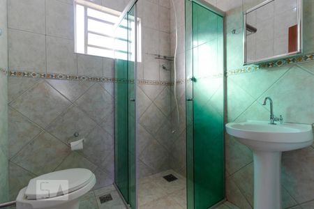Banheiro de casa de condomínio para alugar com 2 quartos, 64m² em Cidade Universitária Ii, Campinas