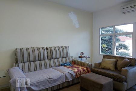 Sala de apartamento para alugar com 2 quartos, 550m² em Vila Indiana, São Paulo