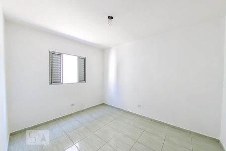 Quarto 1 de apartamento para alugar com 2 quartos, 50m² em Jardim Valeria, Guarulhos