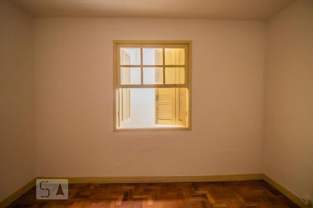 Quarto 1 de casa para alugar com 2 quartos, 100m² em Chácara Inglesa, São Paulo