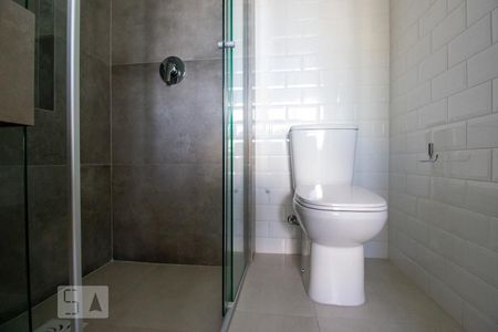 Banheiro de kitnet/studio para alugar com 1 quarto, 40m² em Saco dos Limões, Florianópolis