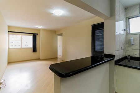 Sala de apartamento à venda com 2 quartos, 76m² em Bela Vista, São Paulo