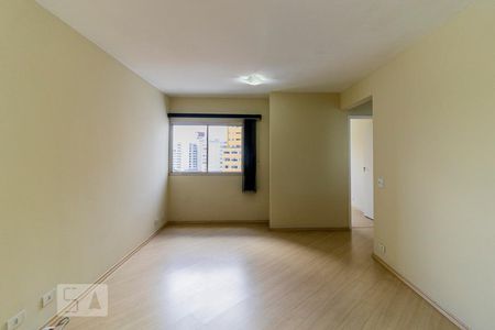 Sala de apartamento à venda com 2 quartos, 76m² em Bela Vista, São Paulo