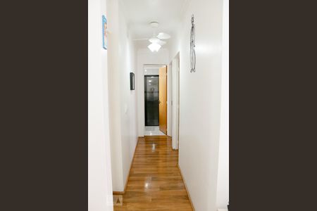 Corredor de apartamento à venda com 2 quartos, 51m² em Vila Inglesa, São Paulo