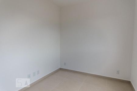 Quarto 1 de apartamento para alugar com 2 quartos, 49m² em Itália, São José dos Pinhais