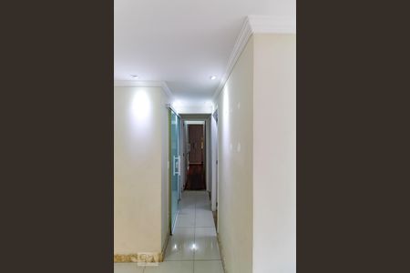 Corredor de apartamento para alugar com 3 quartos, 90m² em Vila Rosália, Guarulhos