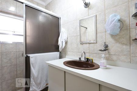 Banheiro 2 de casa à venda com 2 quartos, 125m² em Jardim Santa Ines, São Paulo