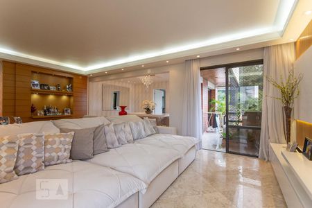 Sala de apartamento à venda com 4 quartos, 200m² em Aclimação, São Paulo