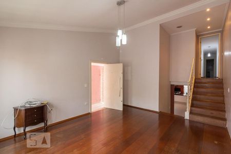 Sala de casa à venda com 3 quartos, 280m² em Vila São Vicente, São Paulo