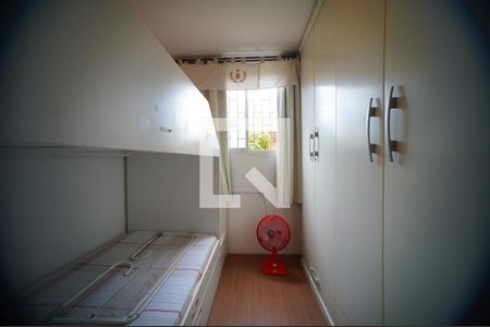 Quarto 1 de apartamento para alugar com 2 quartos, 42m² em Rubem Berta, Porto Alegre