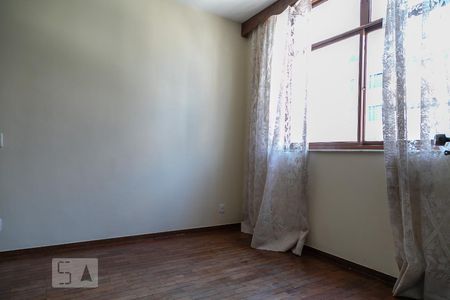 Sala de apartamento para alugar com 3 quartos, 85m² em Funcionários, Belo Horizonte