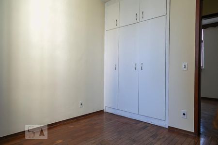 Quarto 2 de apartamento para alugar com 3 quartos, 85m² em Funcionários, Belo Horizonte