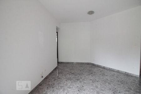 Sala de apartamento para alugar com 2 quartos, 65m² em Vila Roque, São Paulo