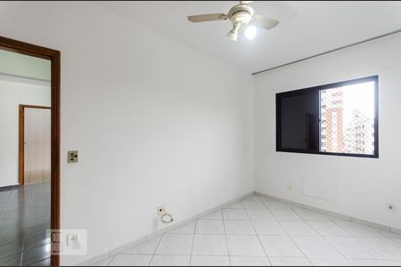 Quarto de apartamento para alugar com 1 quarto, 70m² em Campo Grande, Santos