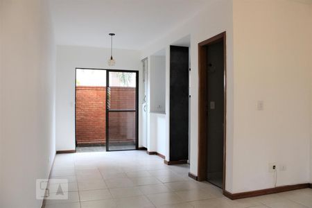 Sala de casa para alugar com 2 quartos, 90m² em Lapa, São Paulo