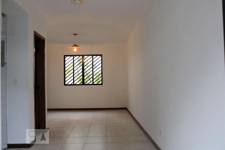 Sala de casa para alugar com 2 quartos, 90m² em Lapa, São Paulo