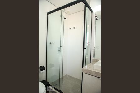Banheiro de kitnet/studio à venda com 1 quarto, 34m² em Cidade Baixa, Porto Alegre