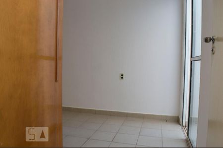 Quarto 2 de apartamento para alugar com 1 quarto, 71m² em Jardim Finotti, Uberlândia