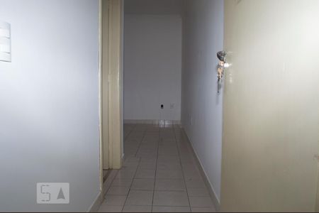 Entrada de apartamento para alugar com 1 quarto, 71m² em Jardim Finotti, Uberlândia