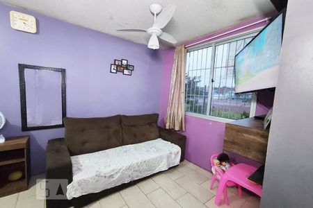 Sala de apartamento à venda com 2 quartos, 47m² em Olaria, Canoas