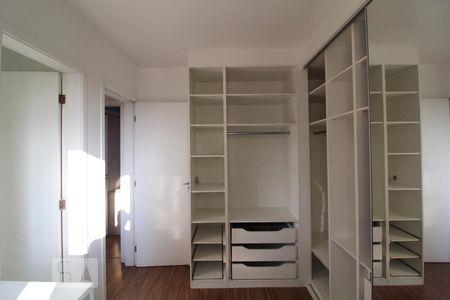 Quarto 1 suite de apartamento para alugar com 3 quartos, 71m² em Rudge Ramos, São Bernardo do Campo