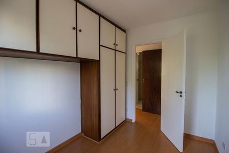 Quarto 1 de apartamento para alugar com 3 quartos, 70m² em Jaguaré, São Paulo