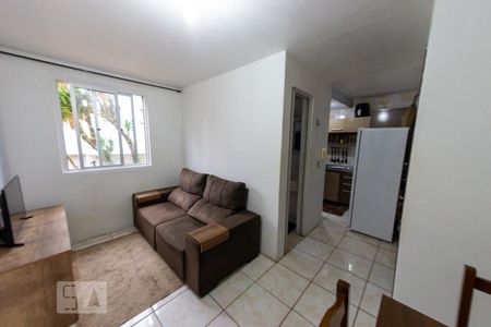 Sala de apartamento à venda com 2 quartos, 40m² em Vila Nova, Porto Alegre