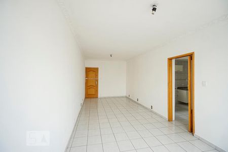 Sala de apartamento à venda com 2 quartos, 82m² em Vila Claudia, São Paulo