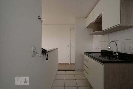 Cozinha de apartamento para alugar com 2 quartos, 47m² em Jardim América da Penha, São Paulo