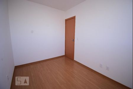 Quarto 2 de apartamento para alugar com 2 quartos, 55m² em Ceilândia Sul (ceilândia), Brasília