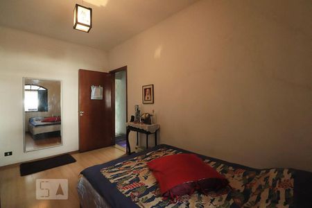 Quarto 2 de casa à venda com 3 quartos, 140m² em Vila Scarpelli, Santo André