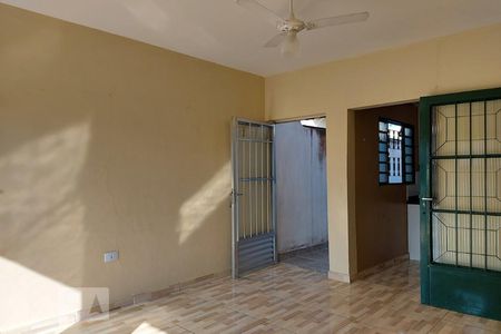 Sala de casa à venda com 7 quartos, 320m² em São Pedro, Osasco