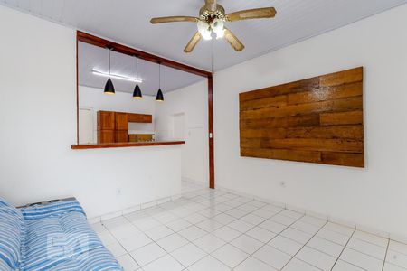 Sala de casa à venda com 2 quartos, 150m² em Vila Nivi, São Paulo