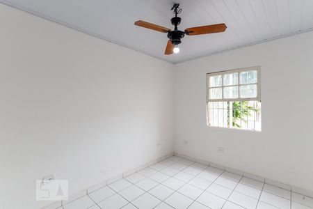 Quarto 2 de casa à venda com 2 quartos, 150m² em Vila Nivi, São Paulo