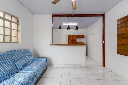 Sala de casa à venda com 2 quartos, 150m² em Vila Nivi, São Paulo