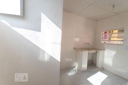 Kitnet de casa para alugar com 1 quarto, 30m² em Alto da Lapa, São Paulo