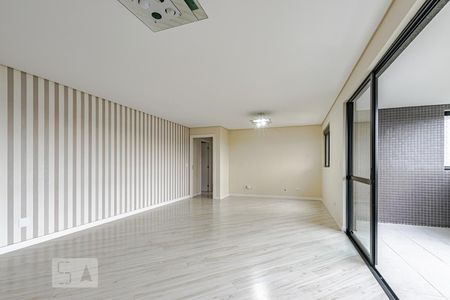 Sala de apartamento para alugar com 3 quartos, 140m² em Mossunguê, Curitiba