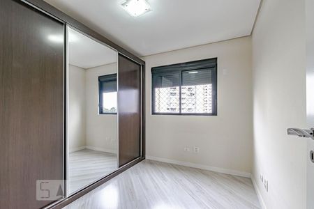 Quarto 1 de apartamento para alugar com 3 quartos, 140m² em Mossunguê, Curitiba