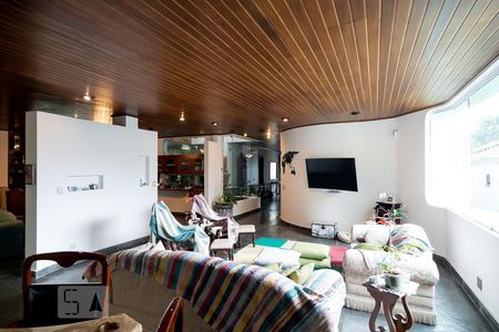 Sala TV de casa para alugar com 4 quartos, 500m² em Jardim Marajoara, São Paulo