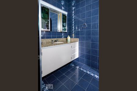 Casa para alugar com 500m², 4 quartos e 2 vagas Casa para alugar com 500m², 4 quartos e 2 vagasBanheiro Quarto 4 - Suíte