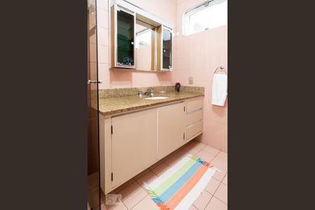 Casa para alugar com 500m², 4 quartos e 2 vagas Casa para alugar com 500m², 4 quartos e 2 vagasBanheiro Quarto 2 - Suíte