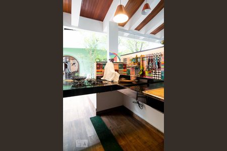 Casa para alugar com 500m², 4 quartos e 2 vagas Casa para alugar com 500m², 4 quartos e 2 vagasÁrea Churrasqueira