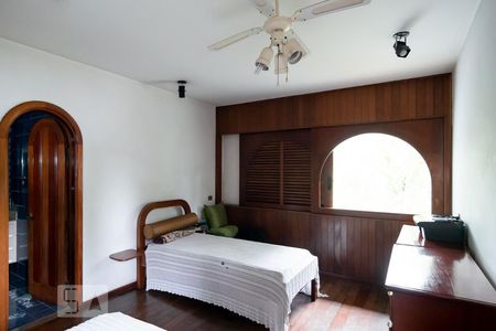 Casa para alugar com 500m², 4 quartos e 2 vagas Casa para alugar com 500m², 4 quartos e 2 vagasQuarto 4 - Suíte