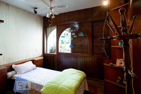 Casa para alugar com 500m², 4 quartos e 2 vagas Casa para alugar com 500m², 4 quartos e 2 vagasQuarto 2 - Suíte