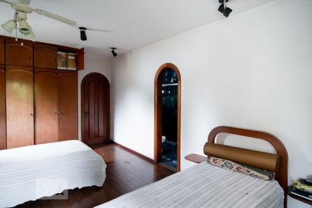 Casa para alugar com 500m², 4 quartos e 2 vagas Casa para alugar com 500m², 4 quartos e 2 vagasQuarto 4 - Suíte