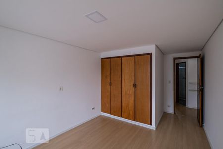 Quarto 1 de casa para alugar com 2 quartos, 64m² em Pinheiros, São Paulo